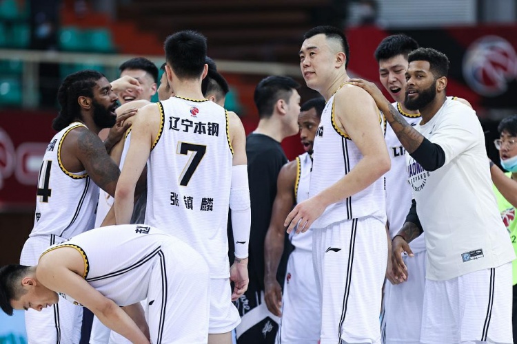 包含里程碑夜辽宁本钢内部沟通，NBA总决赛今晚刷纪录，赛场秩序良好，赛程密集仍需轮换的词条